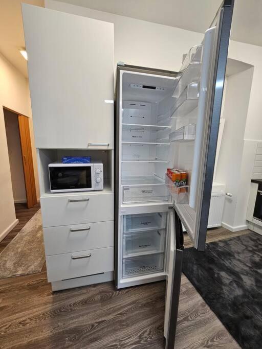 Affordable Suite In Vienna'S Hotpoint Экстерьер фото